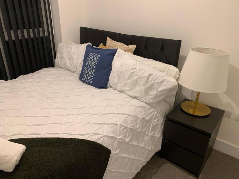 Brand New Entire 4 Bed House Multiple Free Parking Early Check-In Late Check- Out Allowed South Ockendon Eksteriør bilde