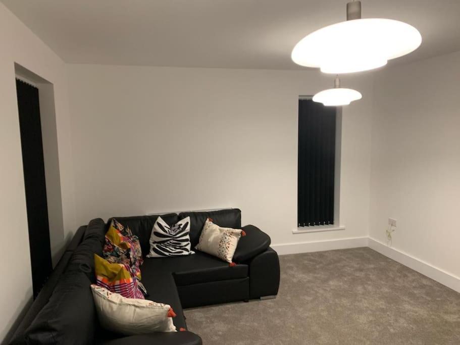 Brand New Entire 4 Bed House Multiple Free Parking Early Check-In Late Check- Out Allowed South Ockendon Eksteriør bilde